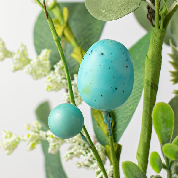 19  Eggs with Heather & Greenery Bush: Blue & Pink Online Sale