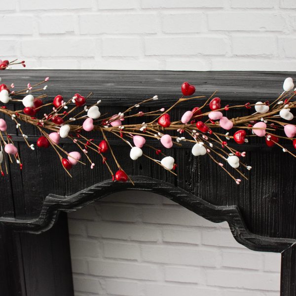 5  Valentine s Day Heart Garland: Red, Pink, White on Sale