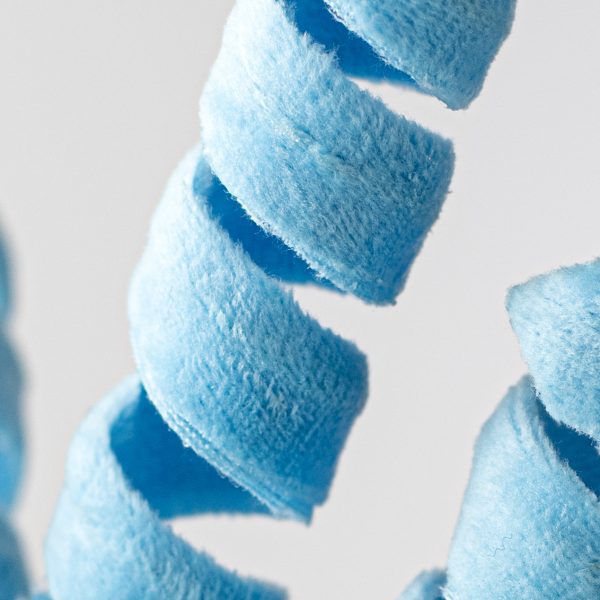 16  Fuzzy Curly Spray: Blue Online now