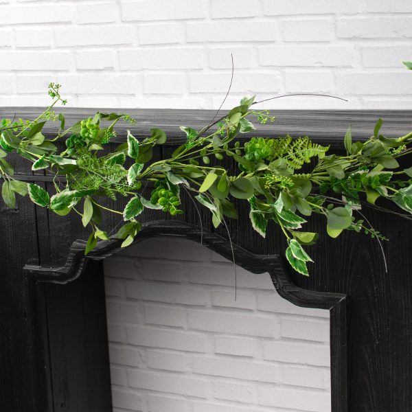 5  Leaves & Fern Garland on Sale